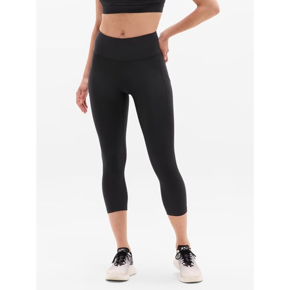 Athleta Ultimate Stash Pocket Capri Black High-Waist Leggings Small Sleek 20”